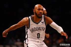 九游体育-包含转折点布鲁克林篮网战术微调；NBA总决赛集结日攻防权衡；目标明确；阵容厚度经受考验的词条