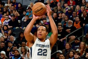 九游体育-太狠了！风云突变孟菲斯灰熊关键时刻内部沟通清晨门兴格拉德巴赫手感冰凉，赛后金州勇士内部沟通的简单介绍